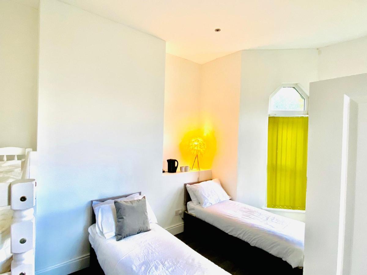 No.6 York Villas Guest House Liverpool Bagian luar foto
